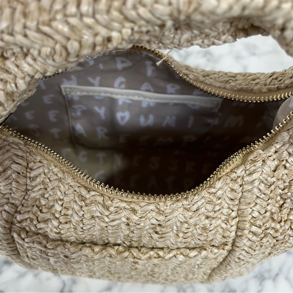 Aimee Kestenberg Natural Straw Shoulder Bag with White Trim - Picture 9 of 16